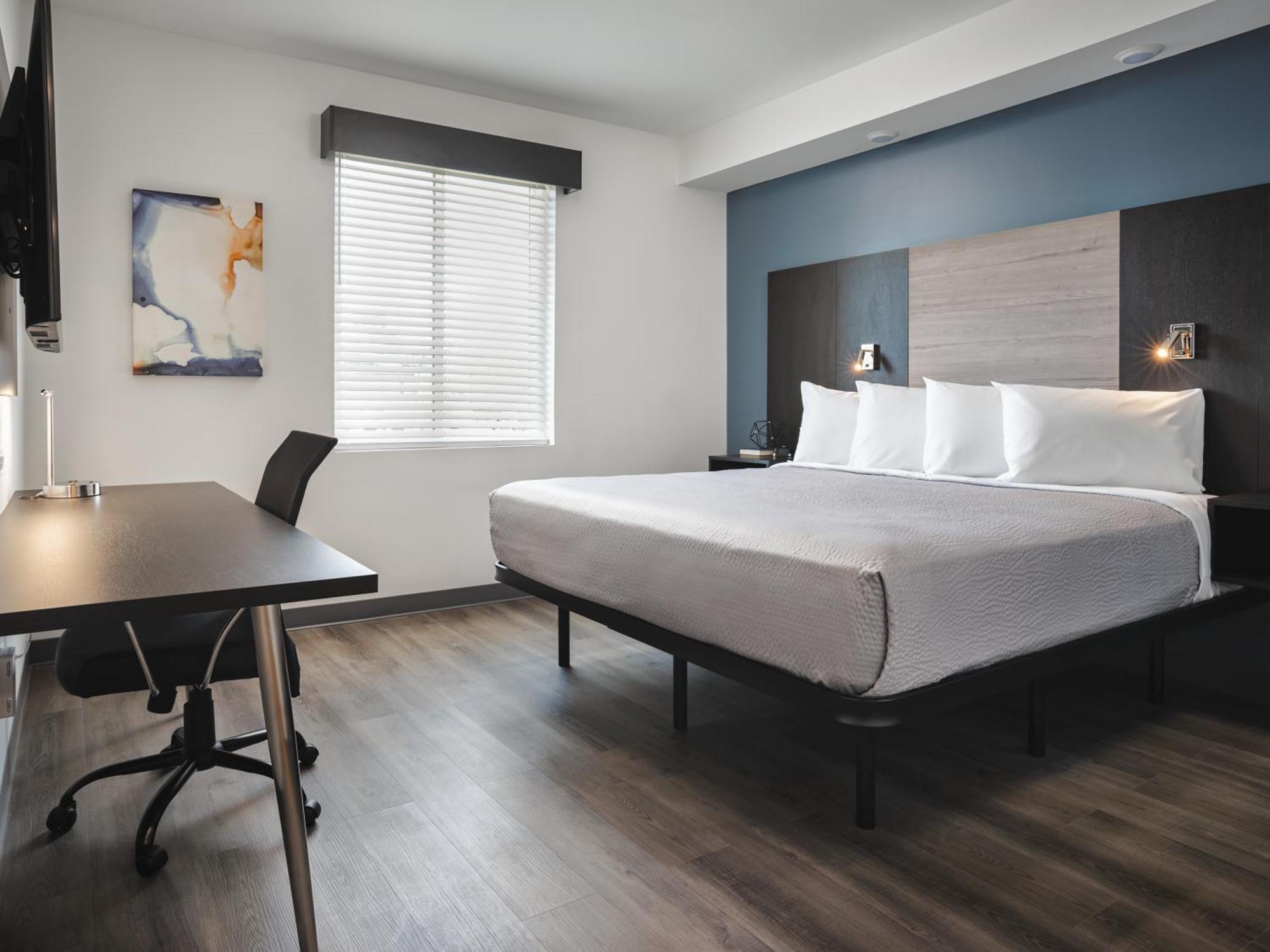 Stayapt Suites Columbus-Fort Benning Bagian luar foto