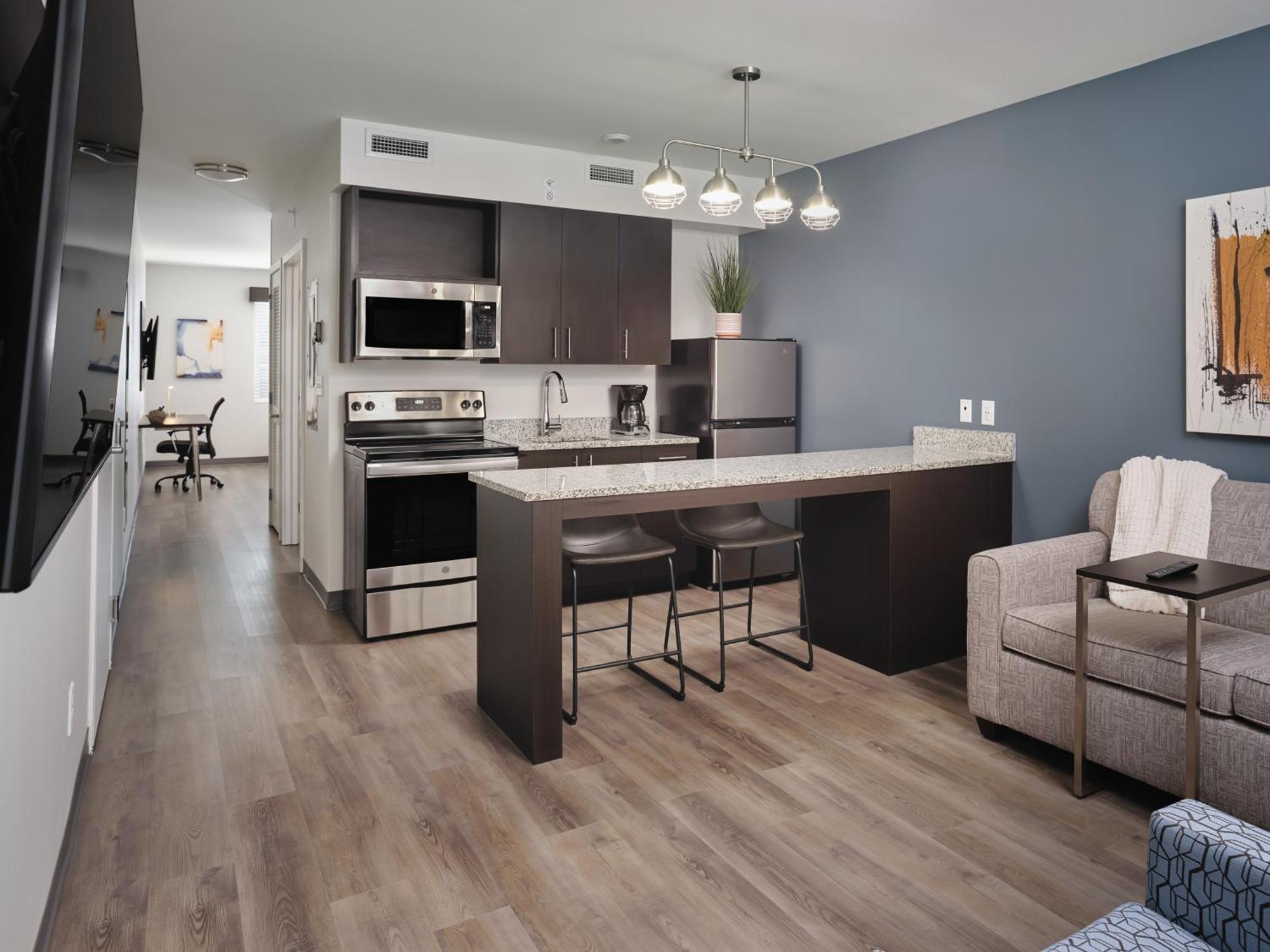 Stayapt Suites Columbus-Fort Benning Bagian luar foto